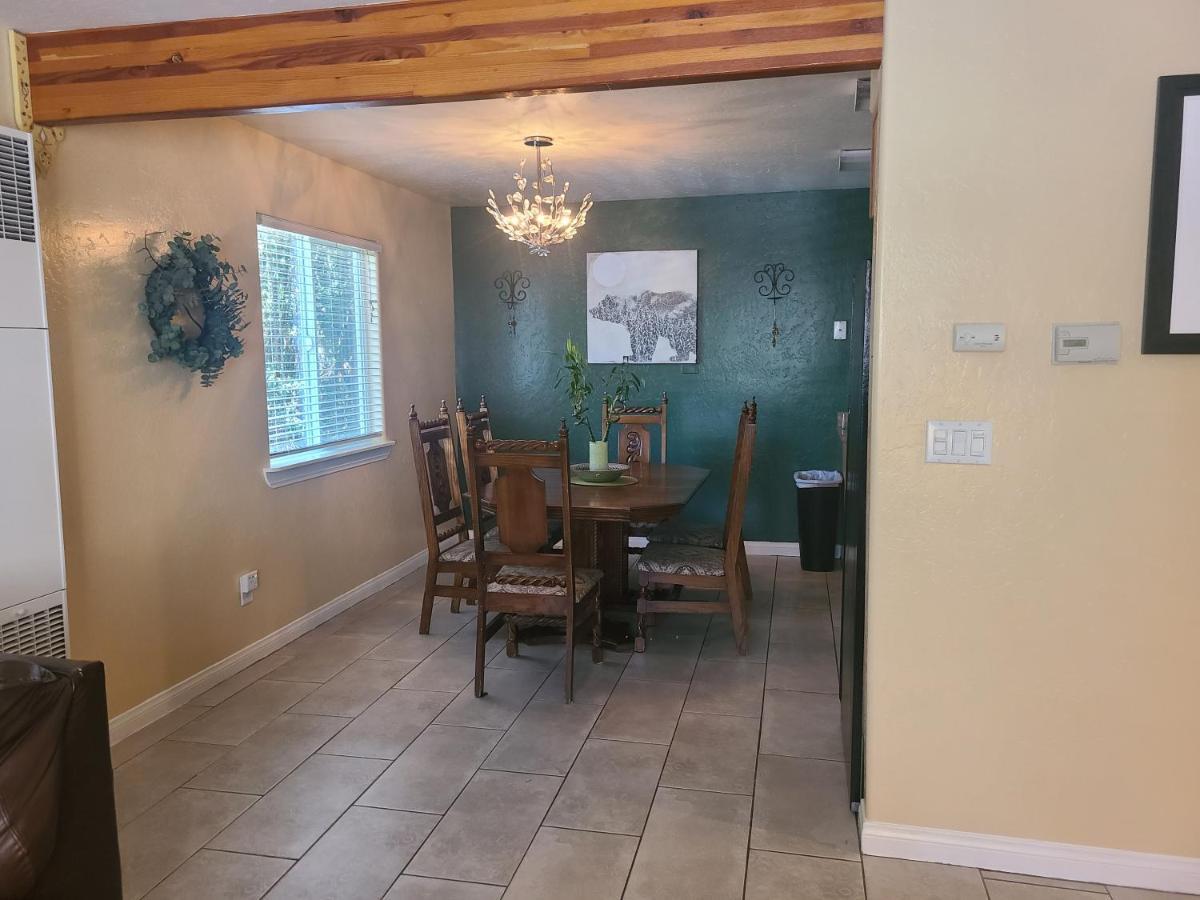 Sacred Mtn River Suites Kernville Exterior photo